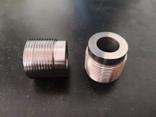 Torno que faz à máquina o tratamento de superfície de revestimento de gerencio do pó de aço das peças do CNC