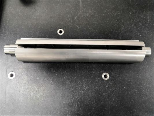 Peças de gerencio fazendo à máquina personalizadas do CNC da linha do torno SUS304