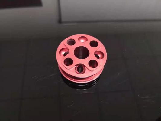 Componentes de motor fazendo à máquina da motocicleta do CNC das peças de automóvel da precisão do chapeamento da cor