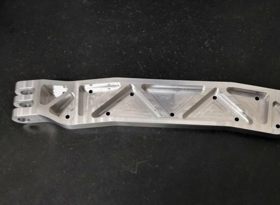 Precisão de trituração das peças do CNC do suíço do OEM projetada para a maquinaria do petróleo