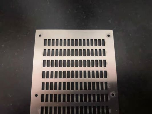 A precisão do campo de uma comunicação fez à máquina as peças, peças feitas à máquina costume do CNC