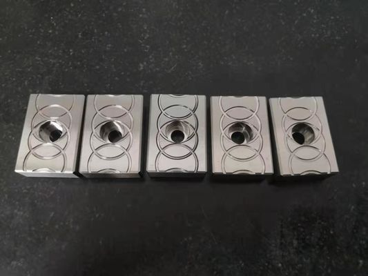 A ferramenta da corrediça da elevada precisão agita o desgaste de alta temperatura do tratamento térmico do dispositivo bonde resistente