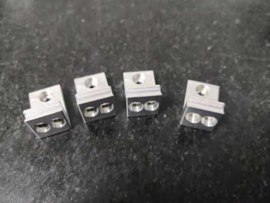 Liga de alumínio de trituração da estrutura mecânica do hardware da mobília das peças do CNC da elevada precisão
